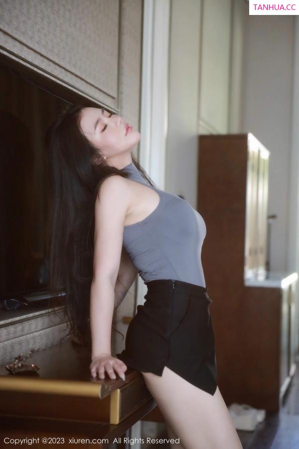汤曼玲 玛鲁娜 [XiuRen]高清写真图 2023.04.27 No.6648 玛鲁娜Manuela 美臀丰腴第40张图片